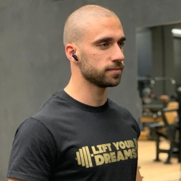 Luís null
