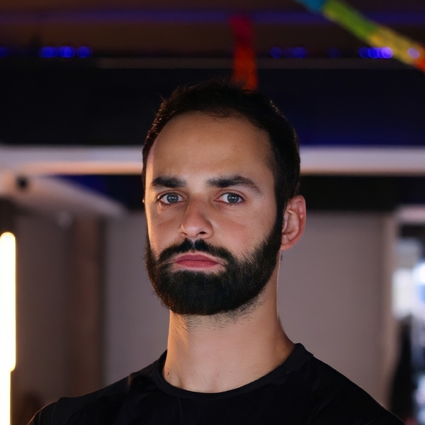 Eduardo null