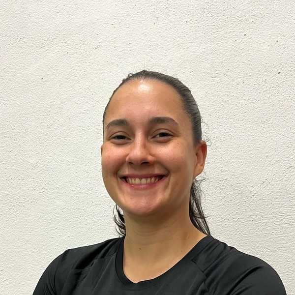 Daniela null
