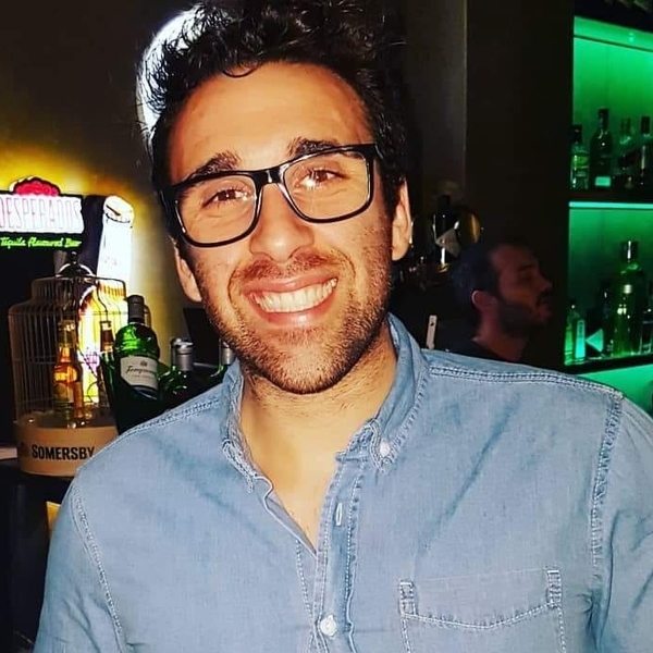 Tiago null